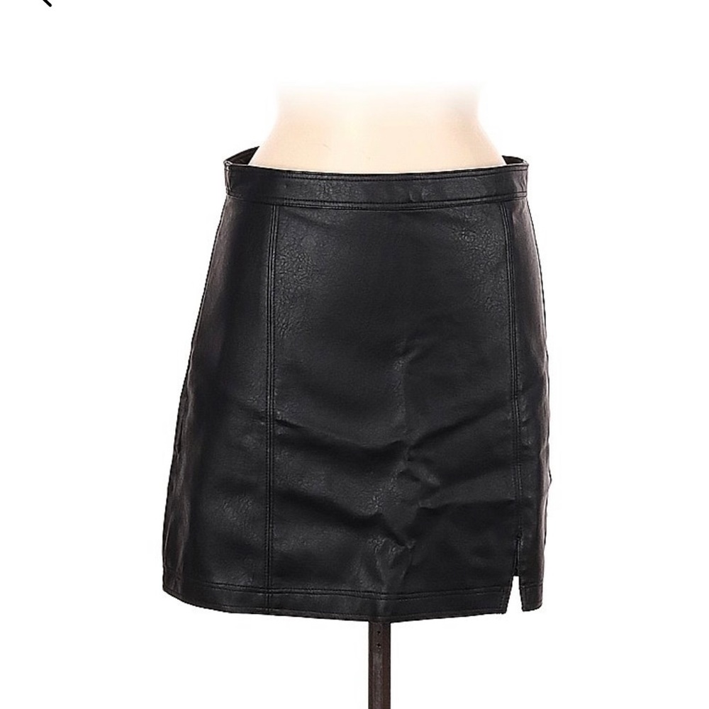 Abercrombie & Fitch black leather skirt